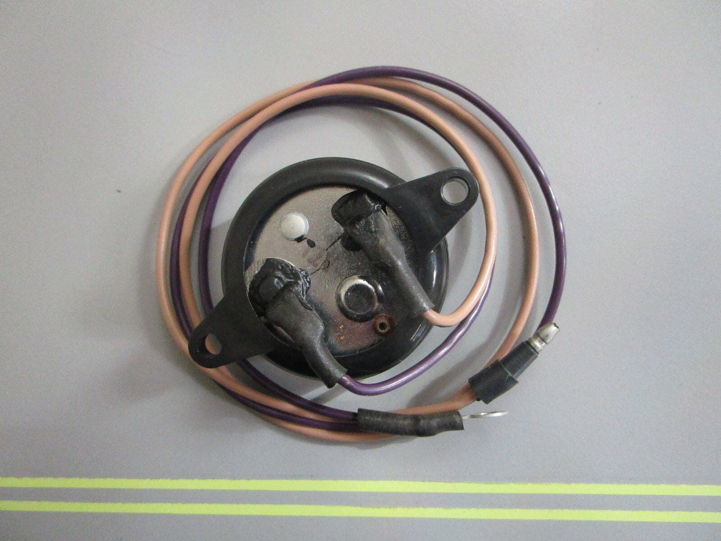 *NEW OEM* 0820 Mercury Quicksilver Horn Assy 68878A6