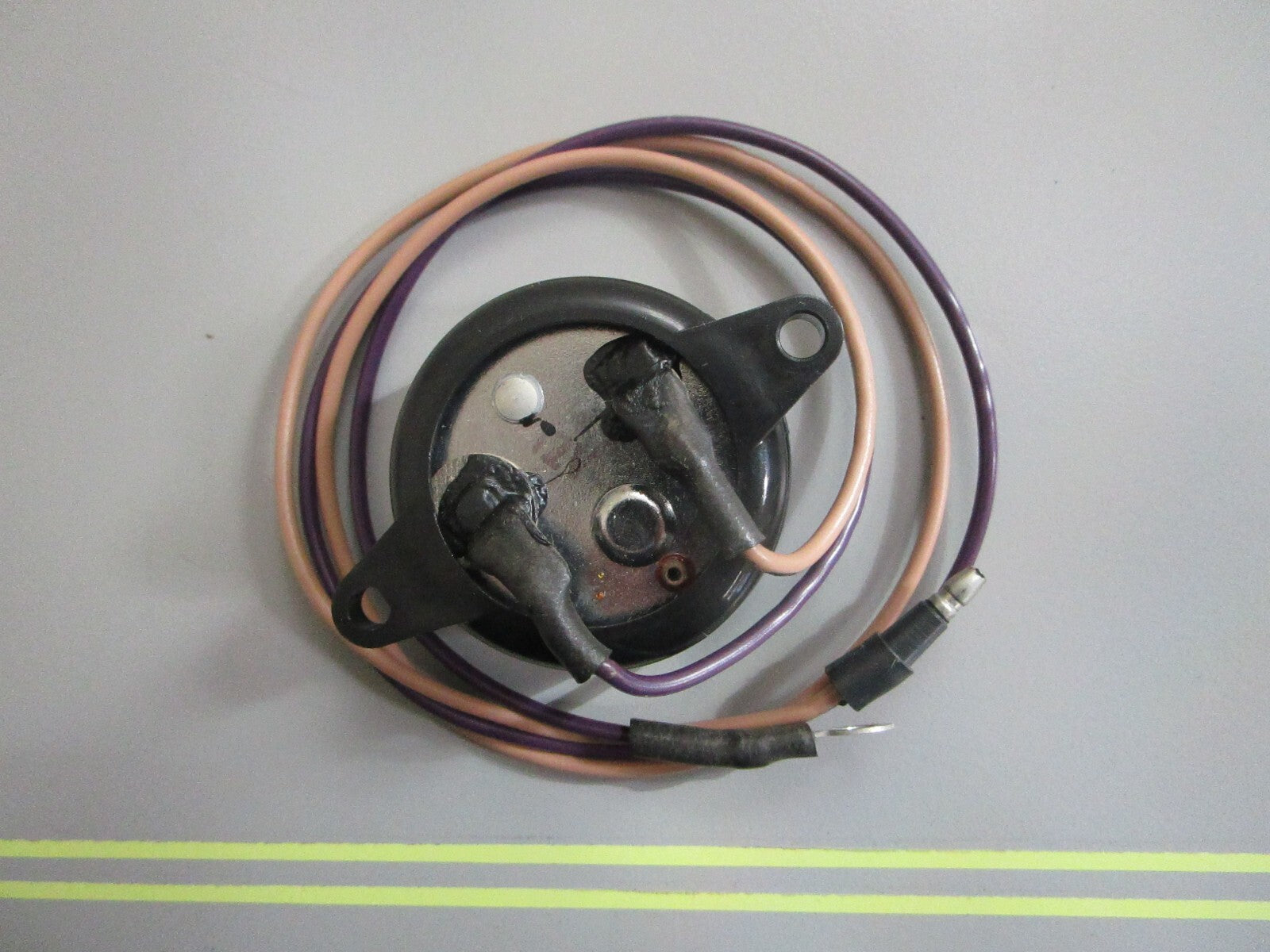 *NEW OEM* 0820 Mercury Quicksilver Horn Assy 68878A6