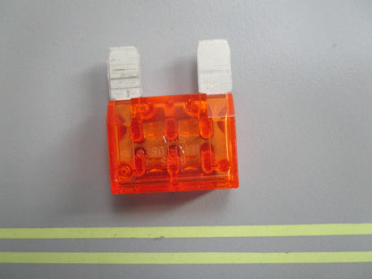 *NEW OEM* 0810 Volvo Penta Fuse 3841371