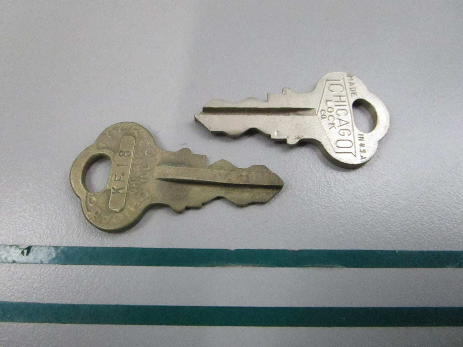 NEW OEM (LOT OF 3) 501533 0501533 OMC Johnson Evinrude KF18 Ignition Key 0810