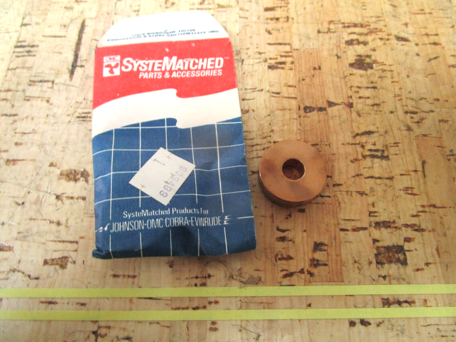 *NEW OEM* 0750 OMC Johnson Evinrude BUSHING 909499 0909499