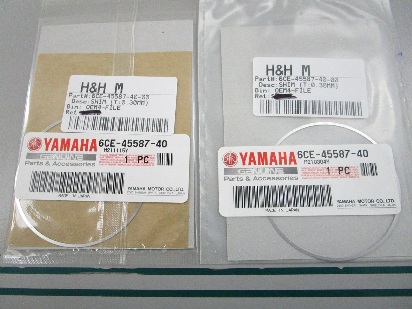 NEW OEM (LOT OF 2) 6CE-45587-40-00 Yamaha (T:0.30mm) Shim 0810