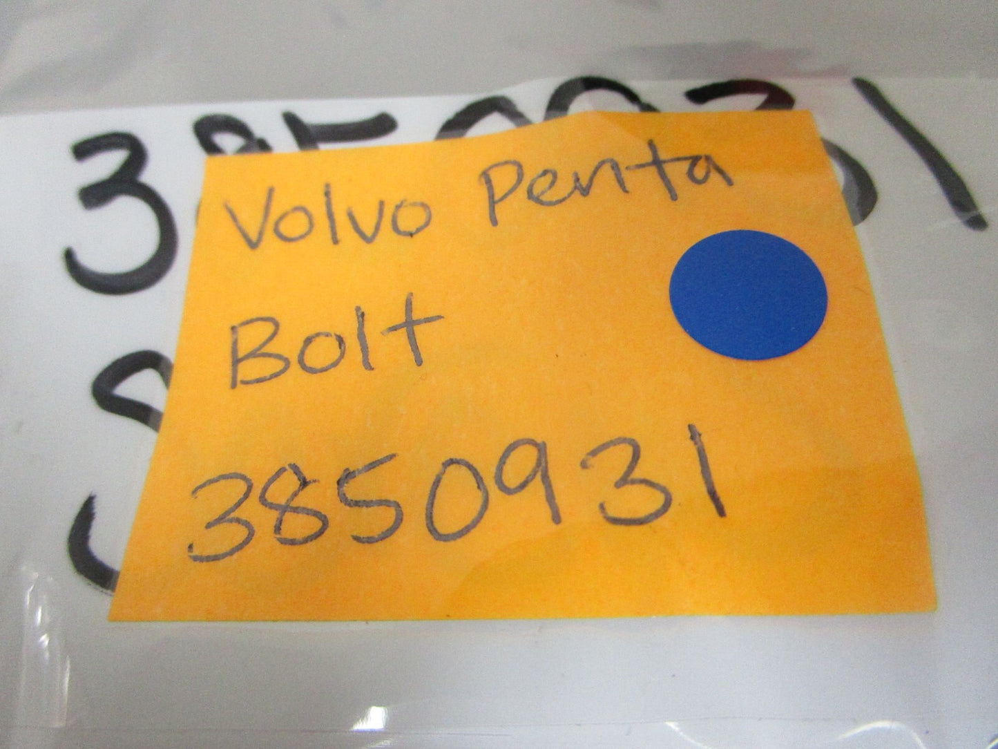 *NEW OEM* (LOT OF 2) 0810 Volvo Penta Bolt 3850931