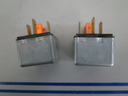 *NEW OEM* (LOT OF 2) 0820 Volvo Penta Relay 1501833