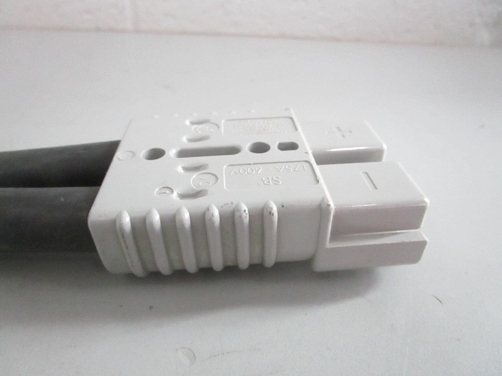 NEW OEM Crown Forklift 350A 600V & 175A 600V Battery Connector 0820