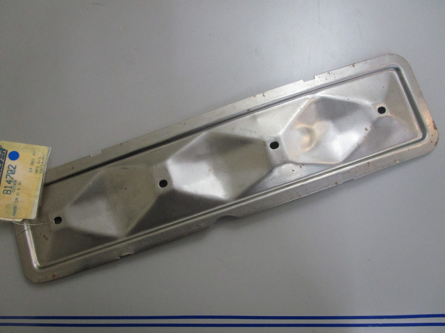 *NEW OEM* 0820 Mercury Quicksilver Cover 814702