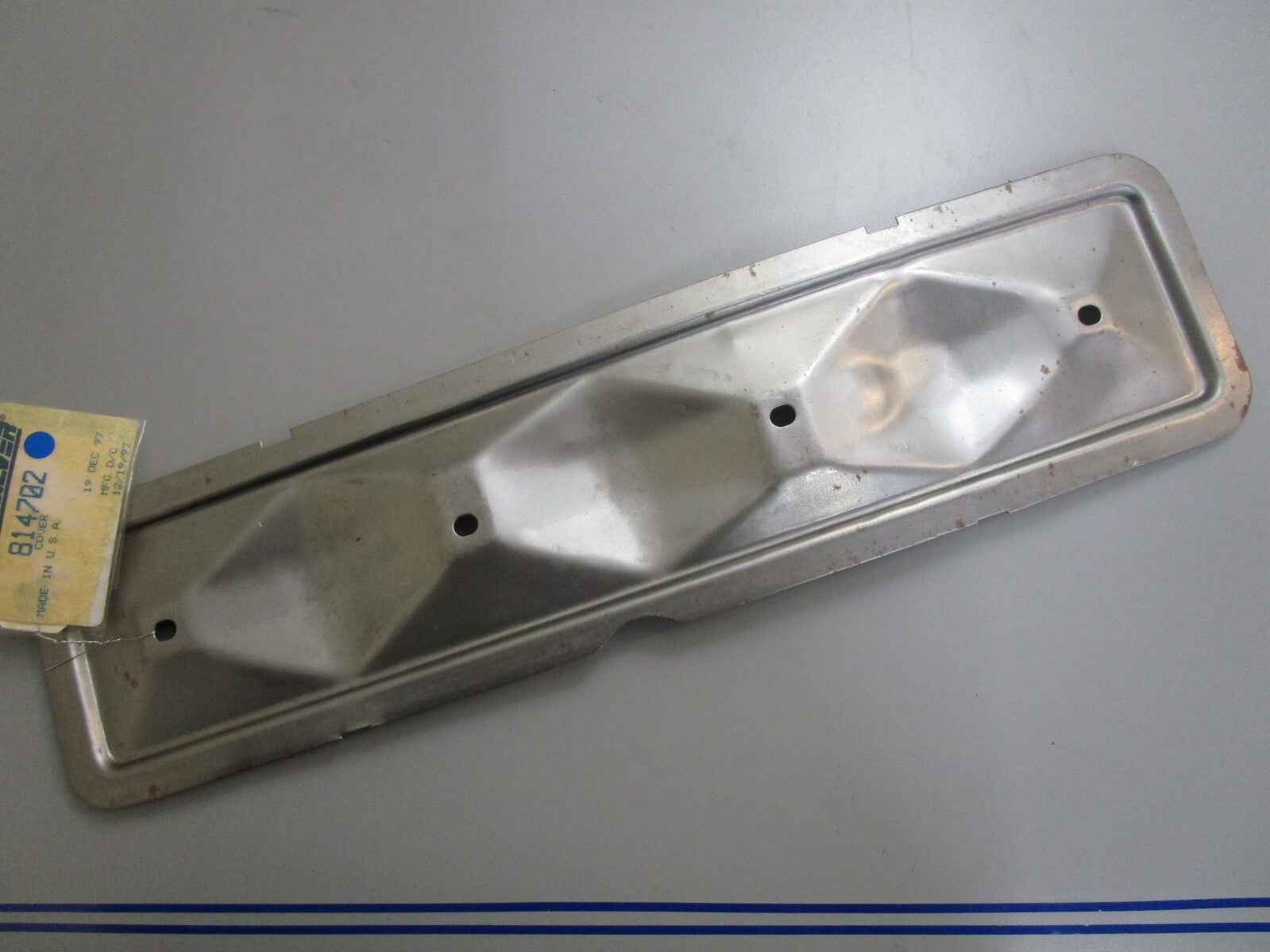 *NEW OEM* 0820 Mercury Quicksilver Cover 814702