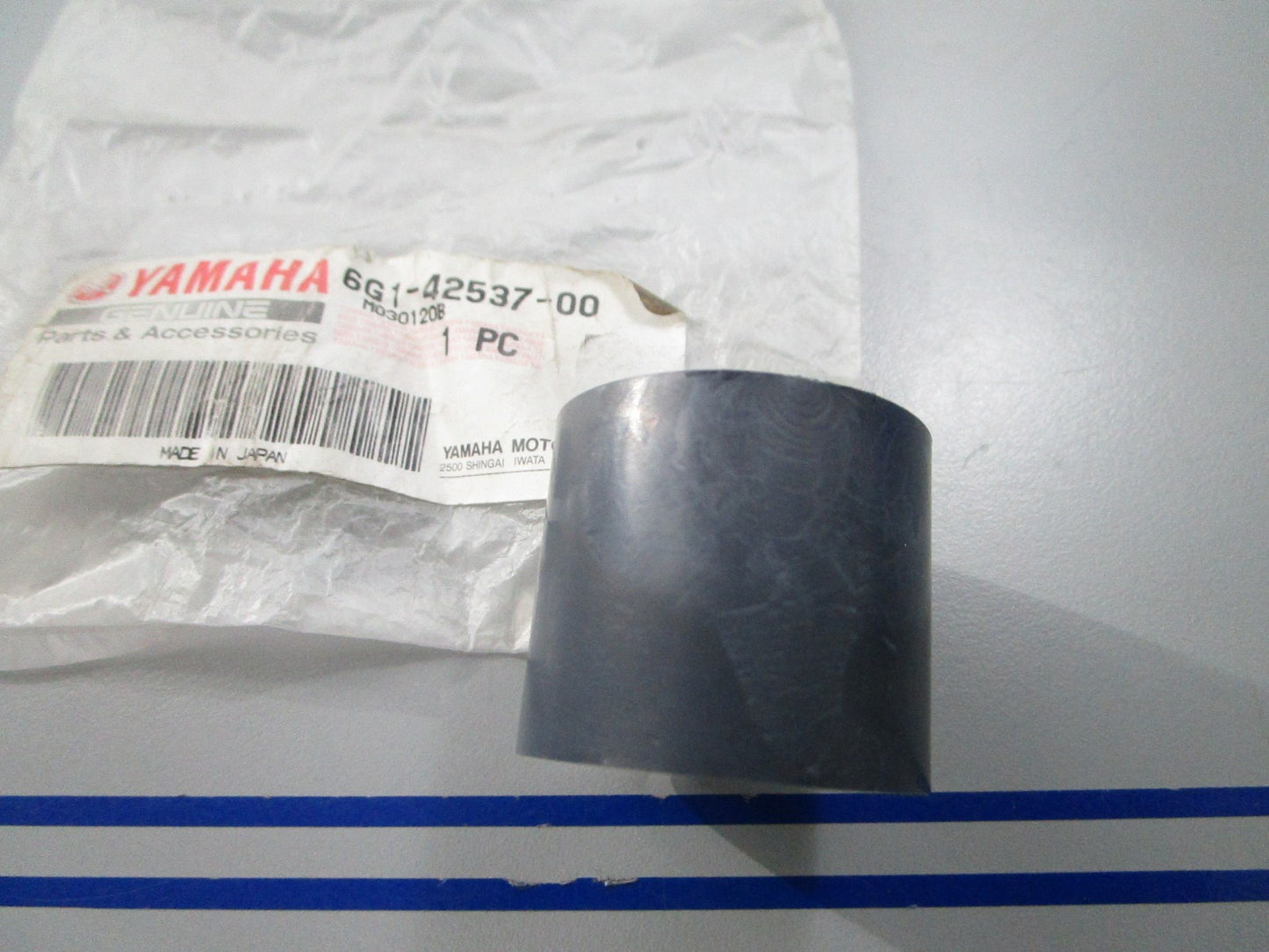 *NEW OEM* 0810 Yamaha Pivot Shaft Bushing 6G1-42537-01-00