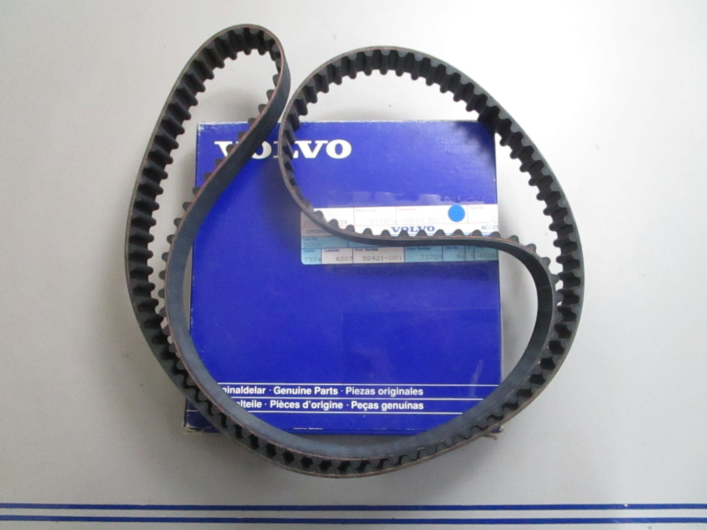*NEW OEM* 0820 Volvo Penta Tooth Belt 271856