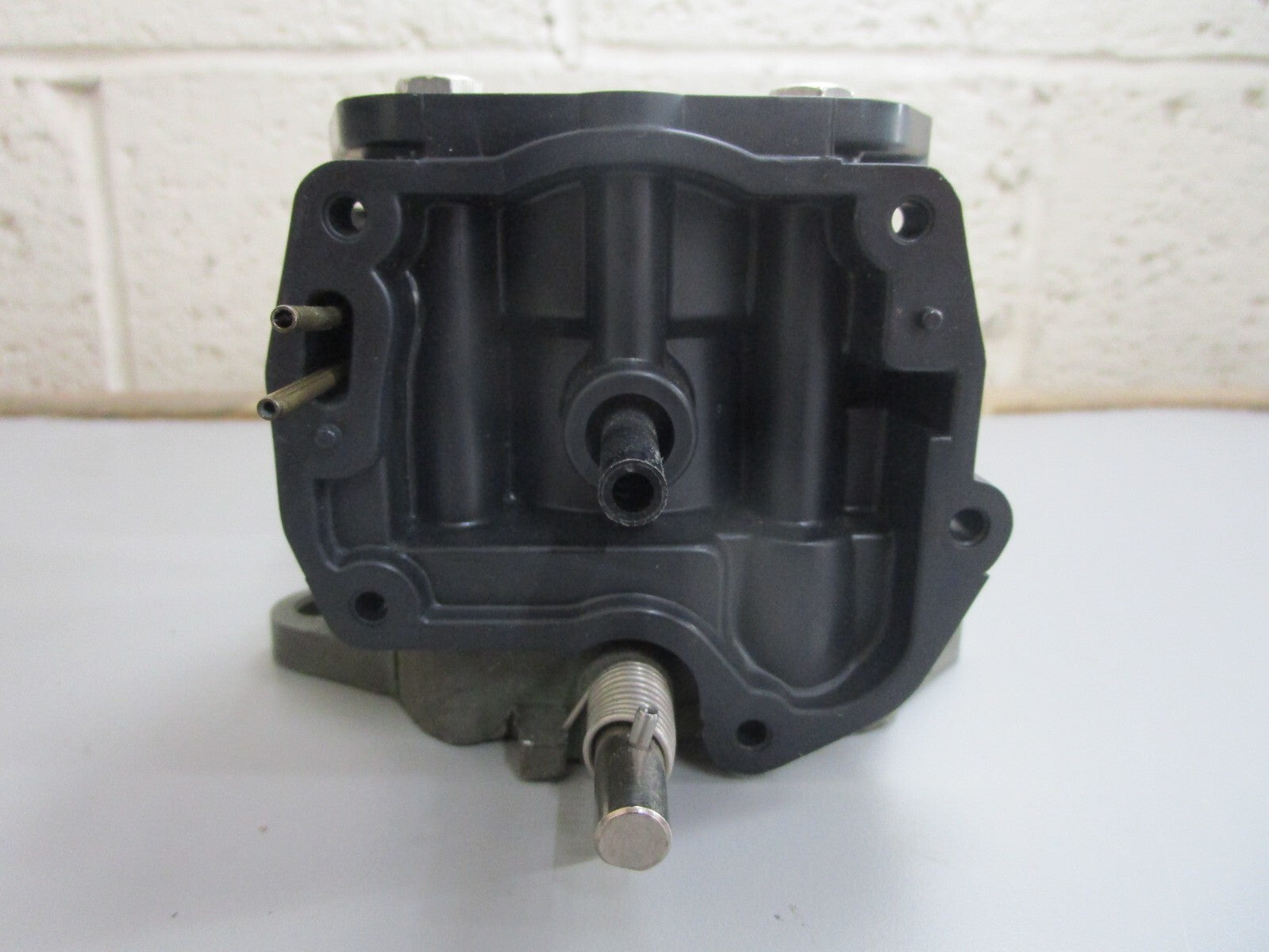 *NEW OEM* (LOT OF 2) 0820 OMC Johnson Evinrude Carburetor 398743 333525