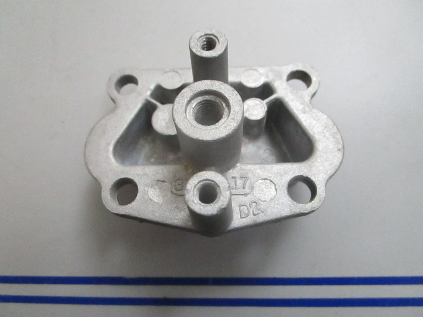 *NEW OEM* 0820 OMC Johnson Evinrude Bypass Cover 314817 0314817