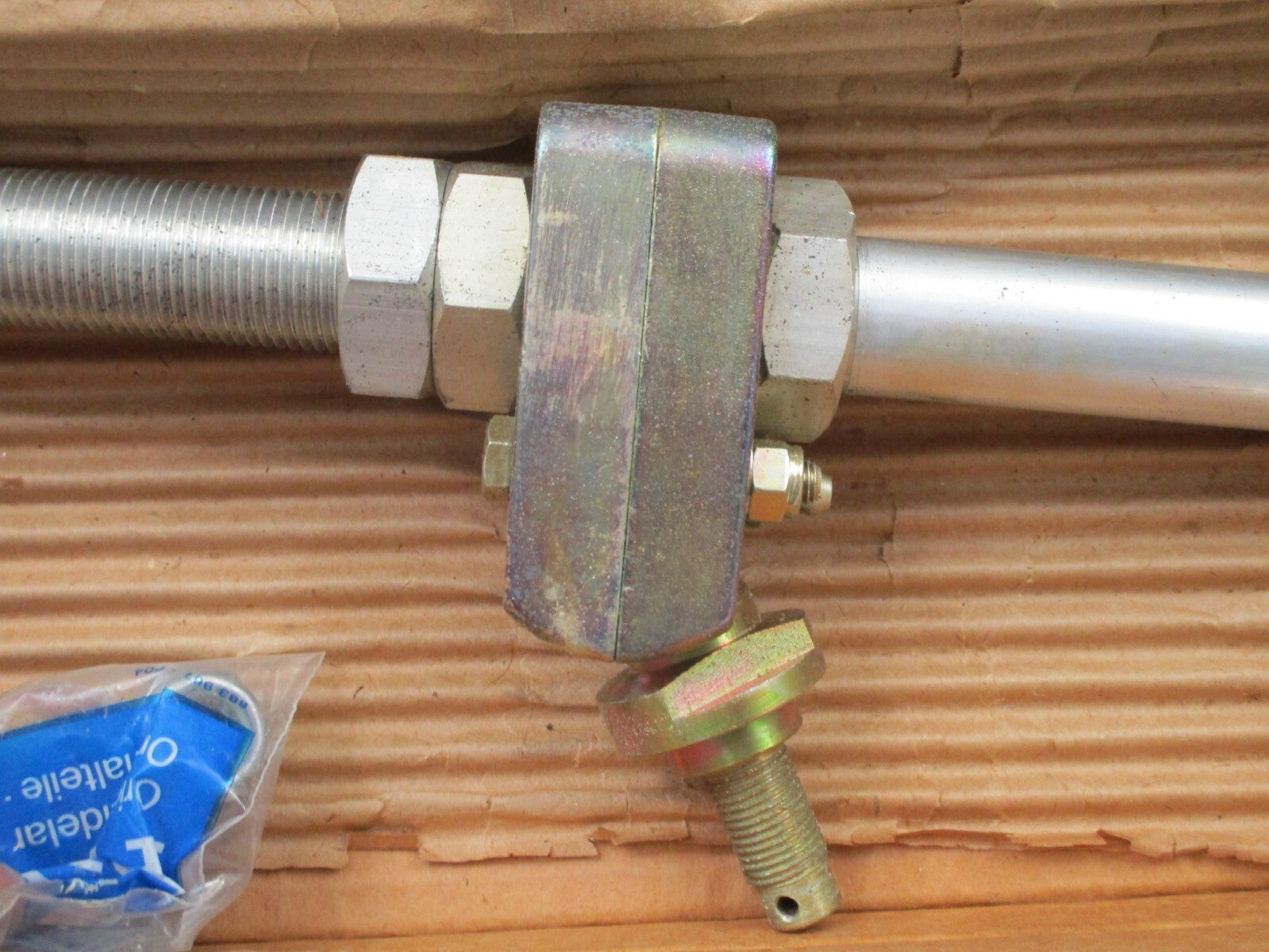 *NEW OEM* 0820 Volvo Penta Steering Kit 828856