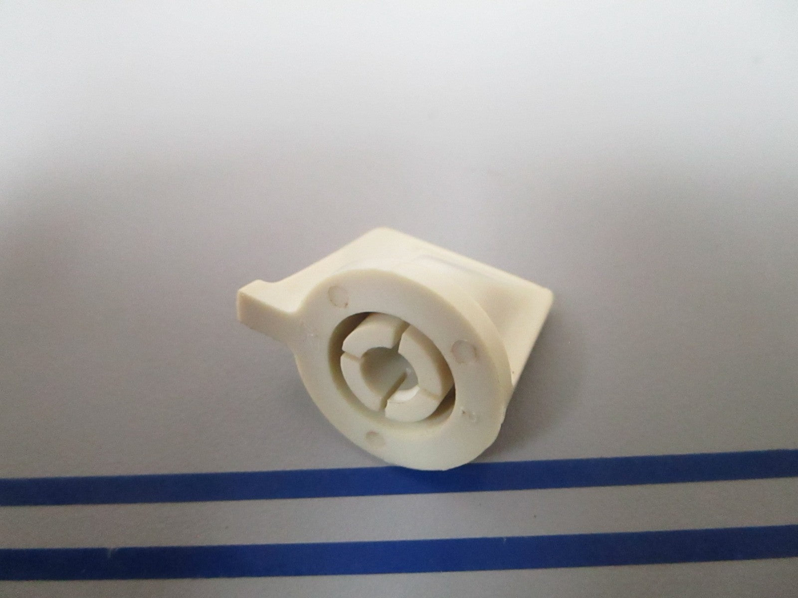NEW OEM 206900 0206900 OMC Johnson Evinrude Knob 0810