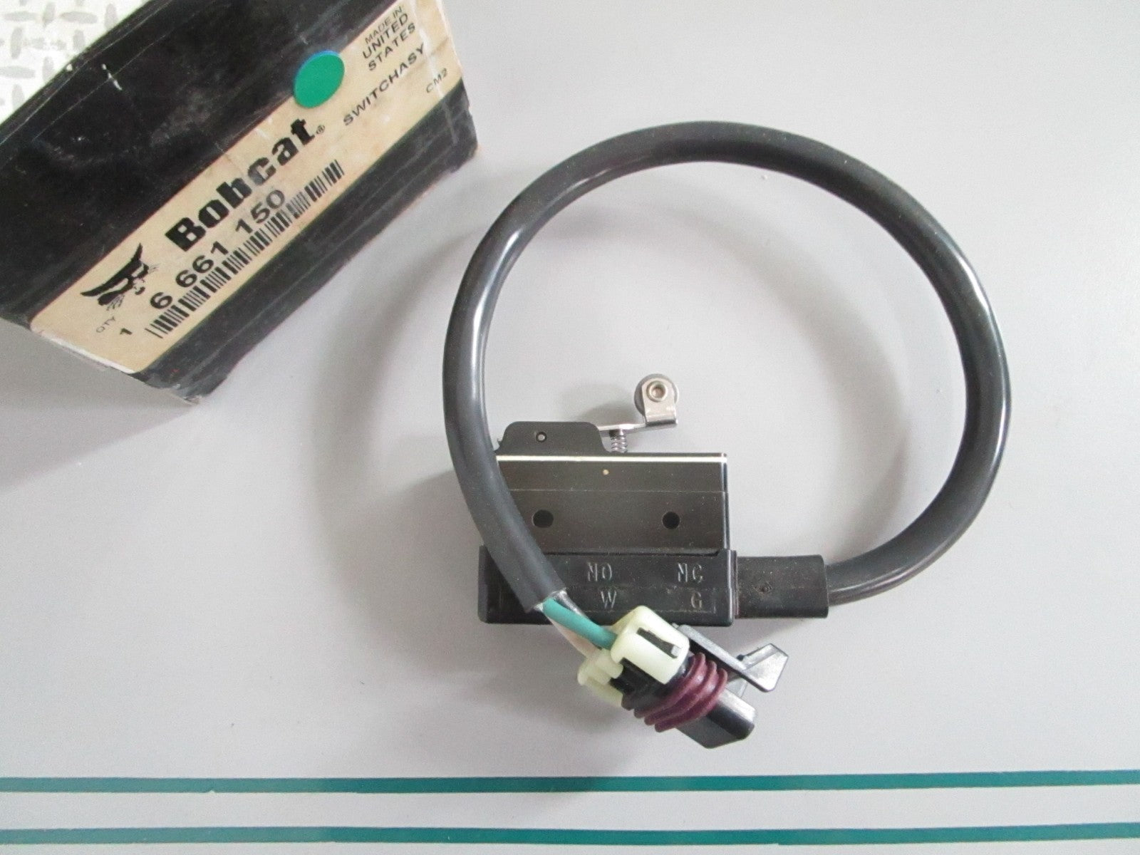 NEW OEM 6661150 Bobcat Switch Assy 0820