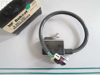 NEW OEM 6661150 Bobcat Switch Assy 0820