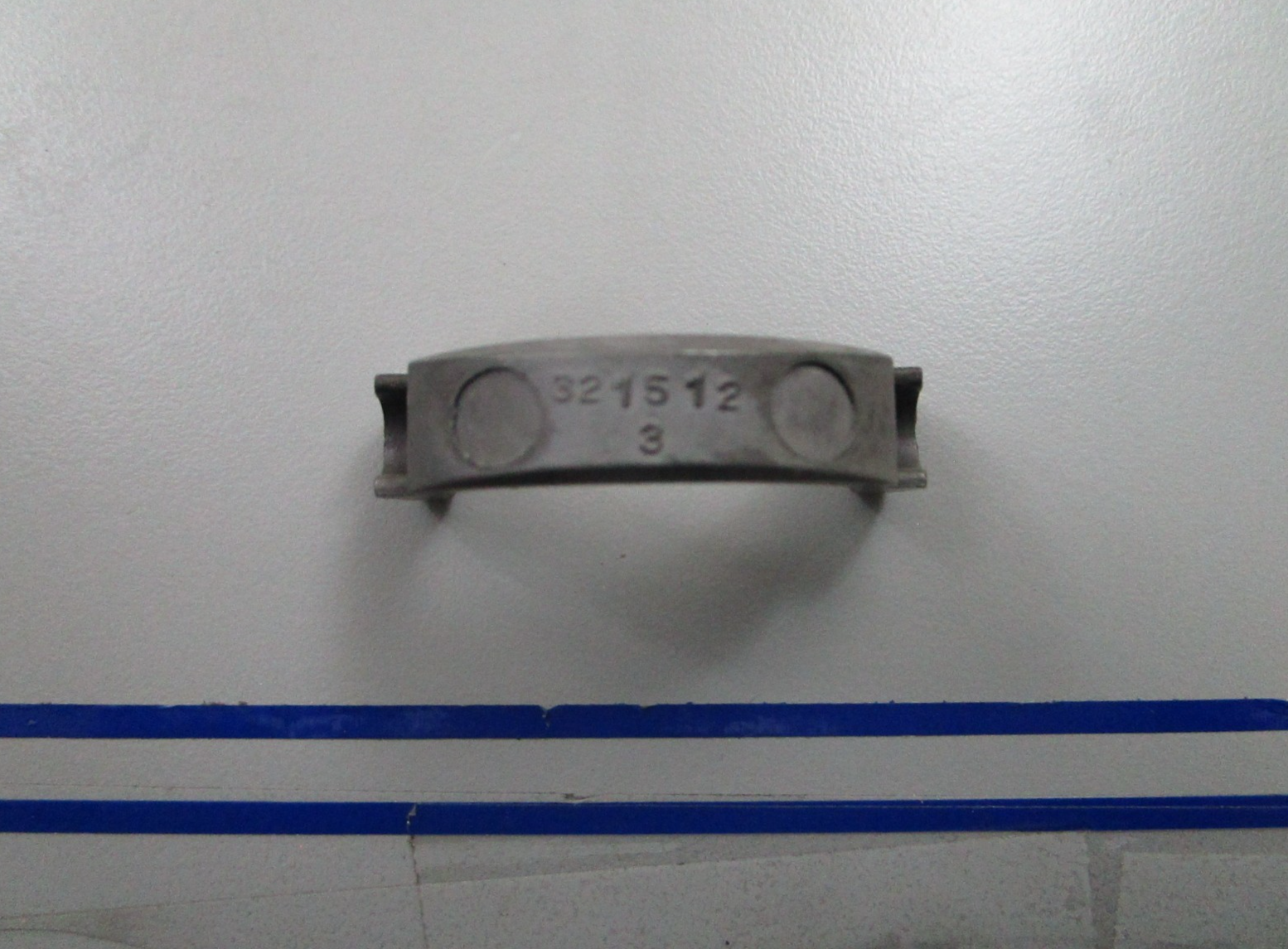 *NEW OEM* 0810 OMC Johnson Evinrude Cradle 321512 0321512