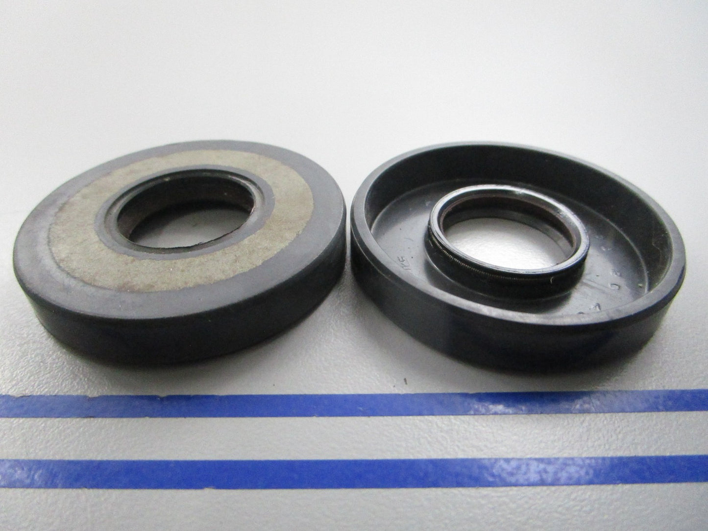 NEW OEM (LOT OF 2) 26-8224M Mercury Quicksilver Seal 0810