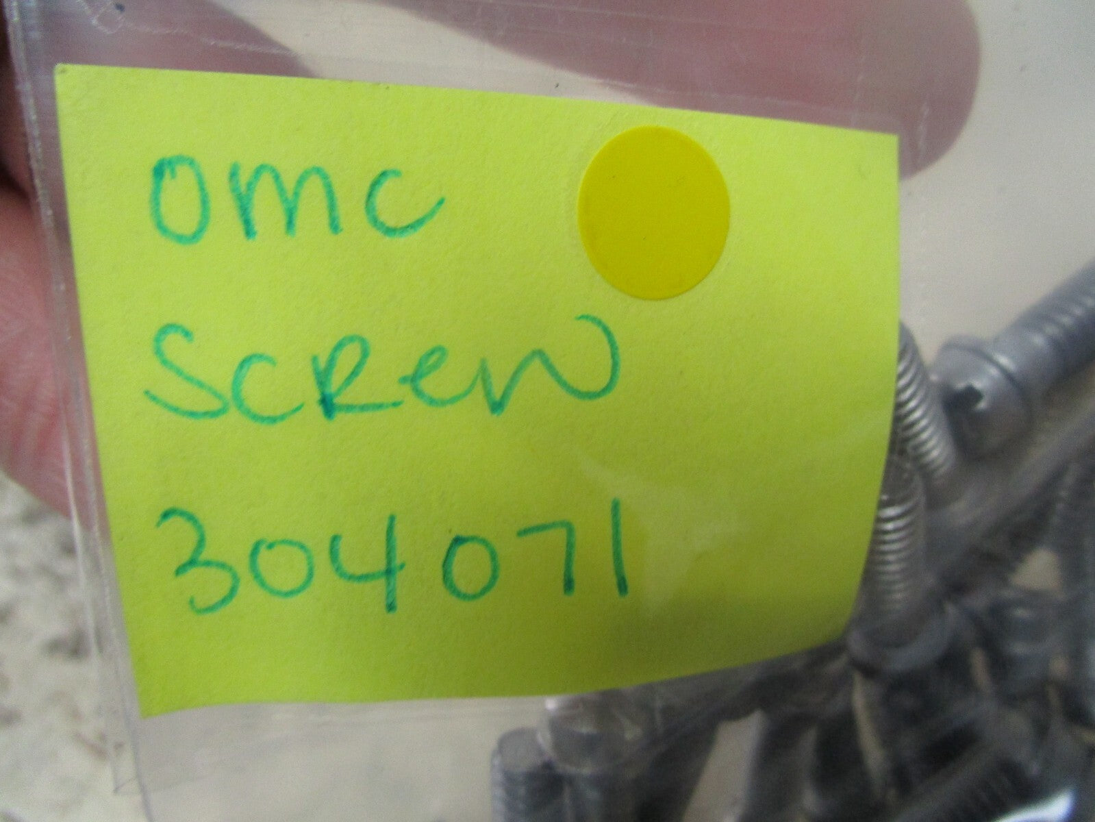 *NEW OEM* (LOT OF 3) 0720 OMC Johnson Evinrude Screw 304071 0304071