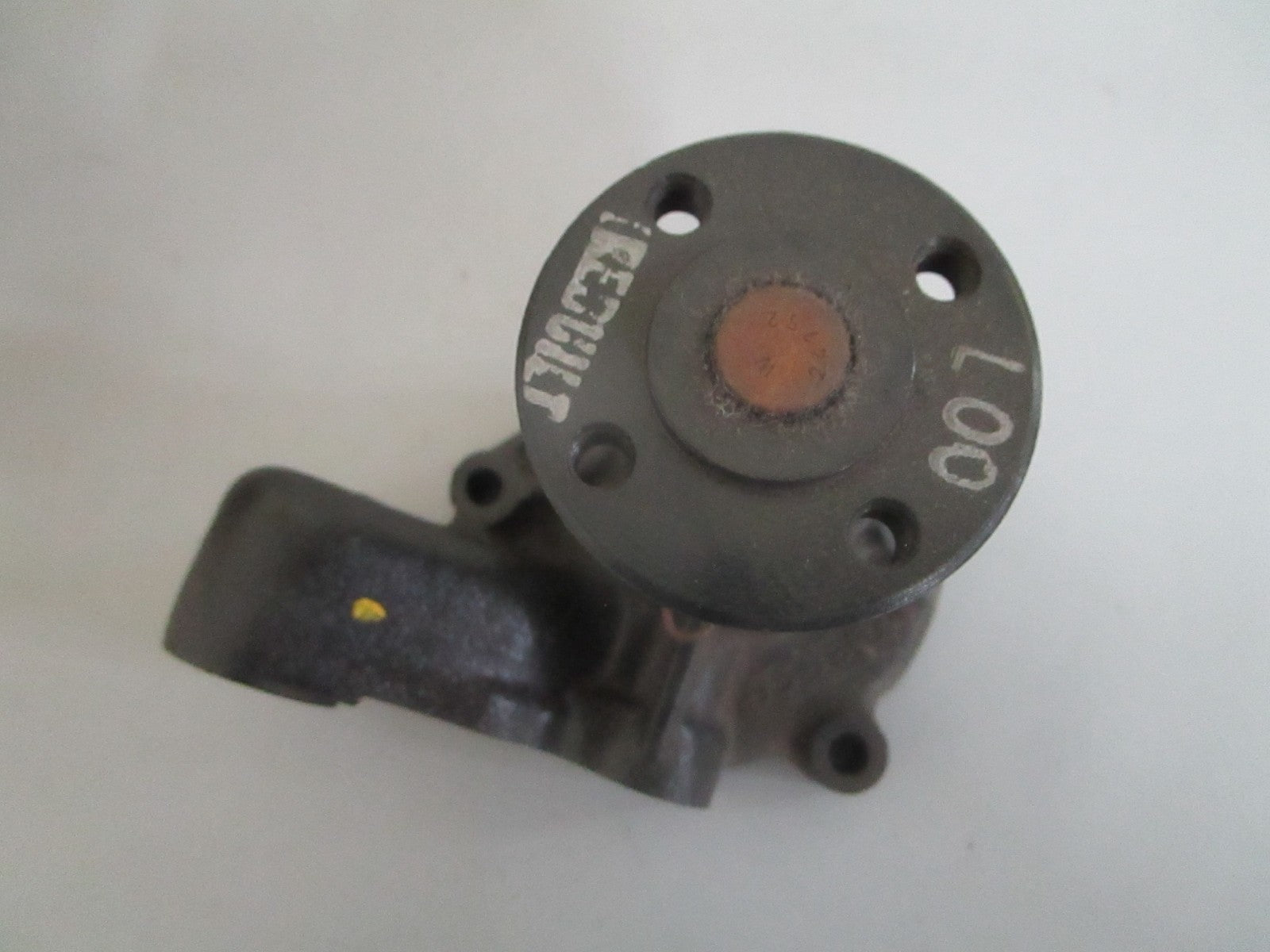 *NEW OEM* 0820 Volvo Penta Circulation Pump 831742