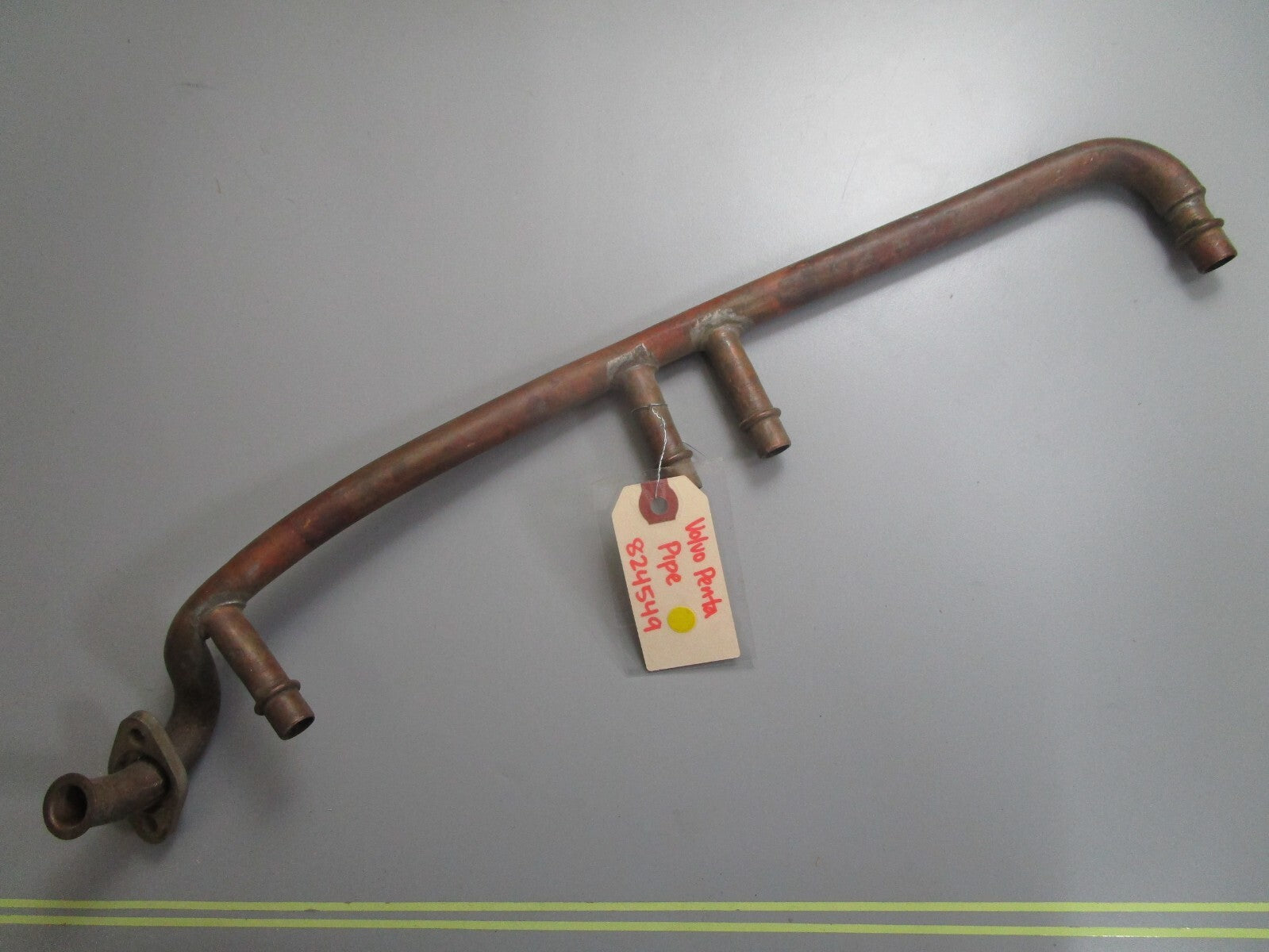 *NEW OEM* 0820 Volvo Penta Pipe 824549