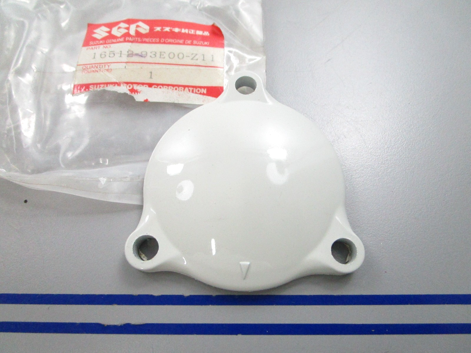 NEW OEM 16512-93E00-Z11 Suzuki Oil Filter Cap 0810