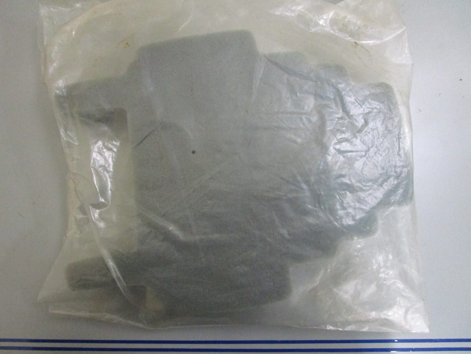 *NEW OEM* 0810 Mercury Quicksilver Front Shield Seal 813562