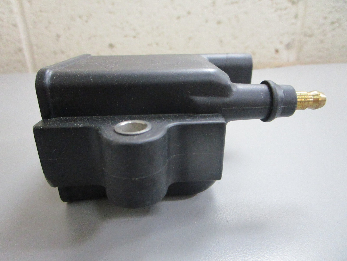 *NEW OEM* 0820 Mercury Quicksilver Ignition Coil 339-856991A 1