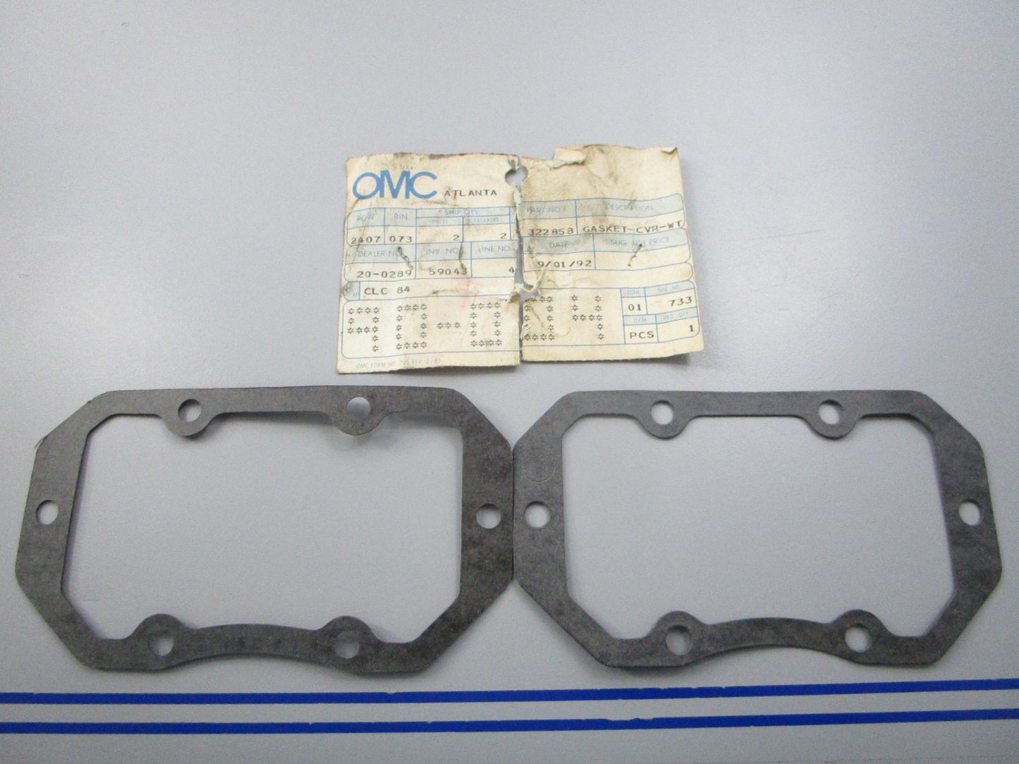 NEW OEM (LOT OF 2) 322858 0322858 OMC Johnson Evinrude Gasket 0810