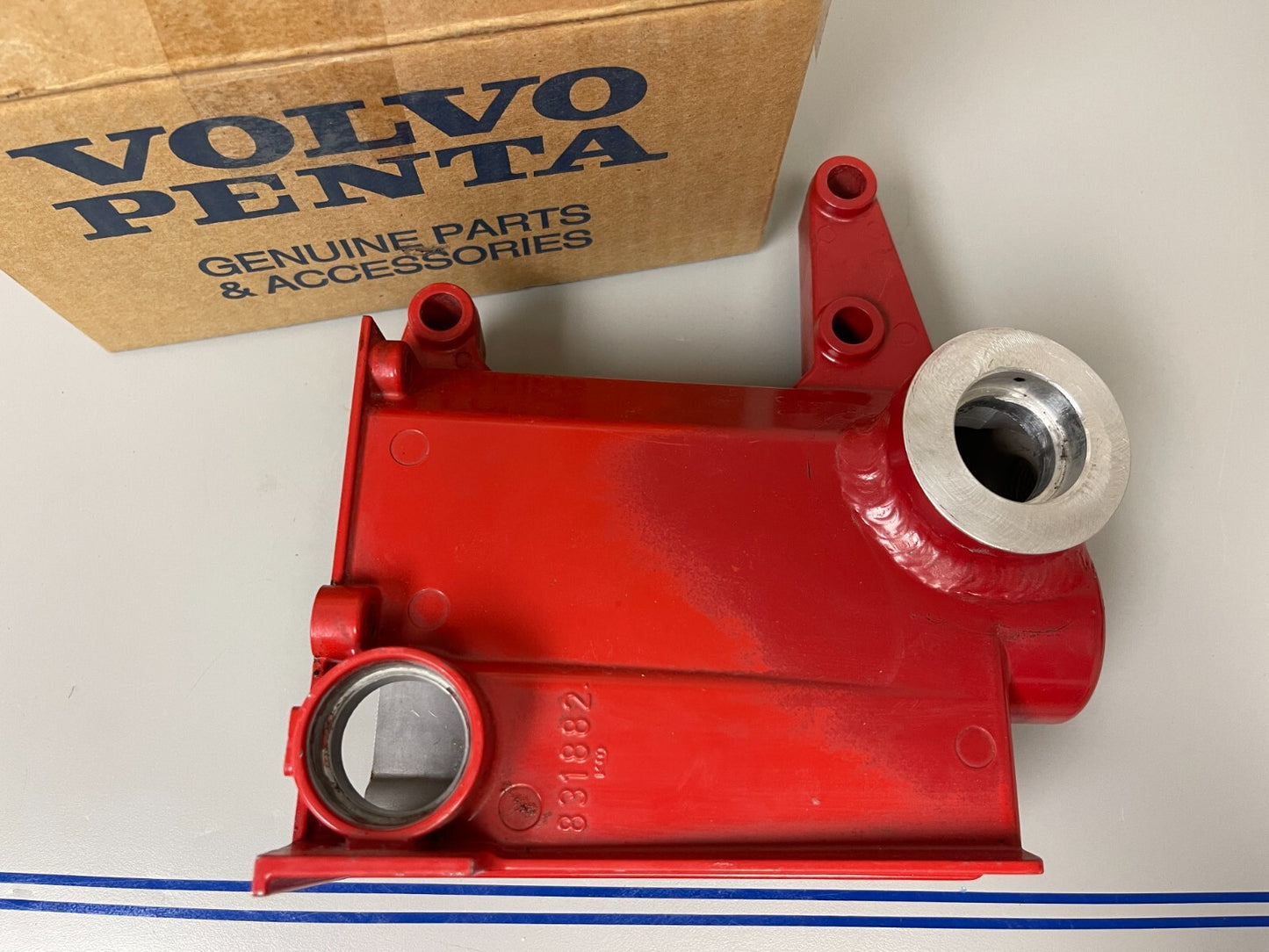 *NEW OEM* 0720 Volvo Penta Heat Exchanger Housing 3856035