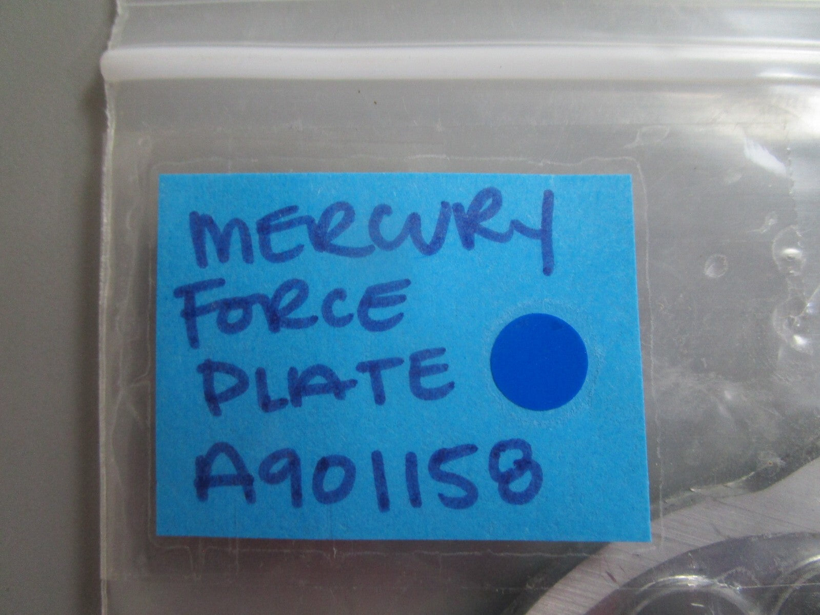 *NEW OEM* 0810 Mercury Force Plate A901158
