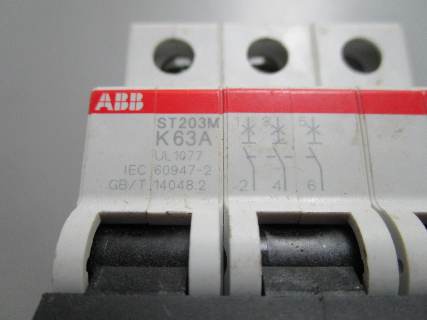 *NEW* 0820 ABB Circuit Breaker ST203M K63A