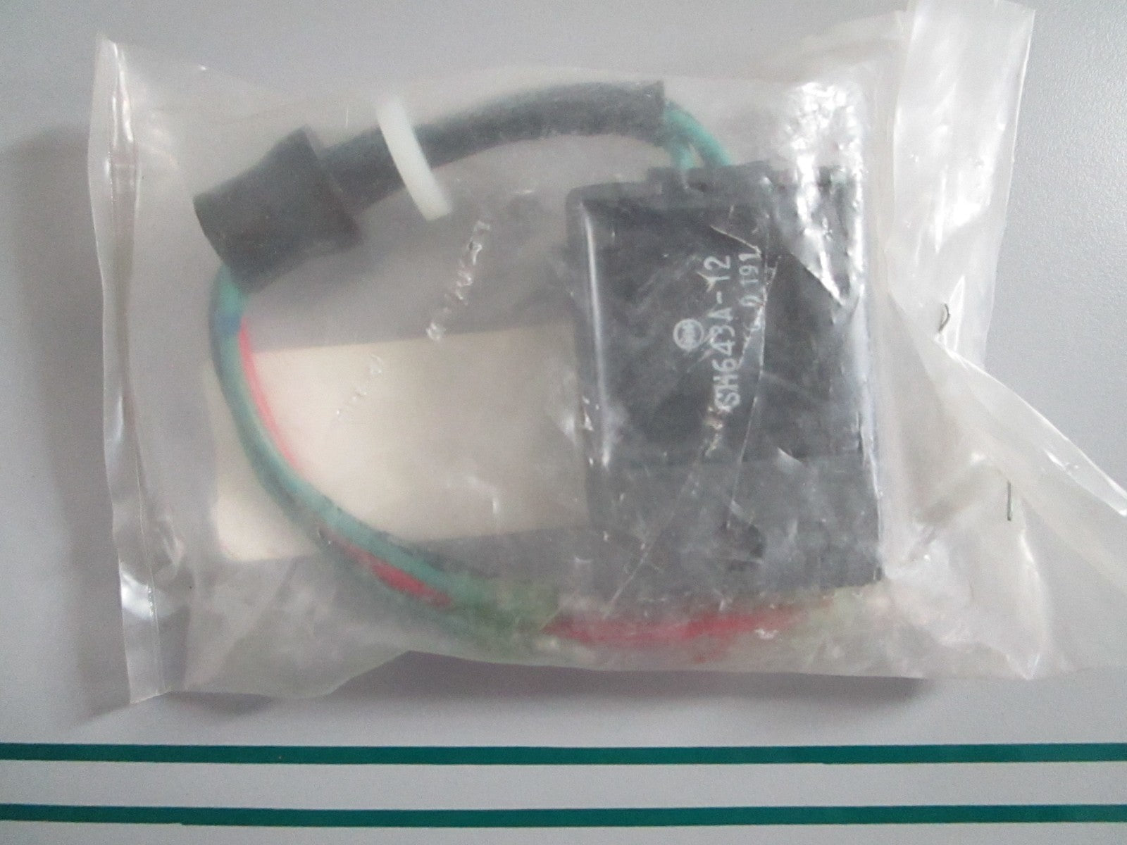 NEW OEM 63M-81960-00-00 Yamaha Rectifier/Regulator 0820