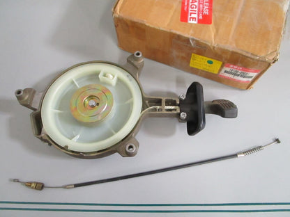 Suzuki 18100-89E01 Outboard Recoil Starter Assy NEW OEM NOS Factory Part 0820