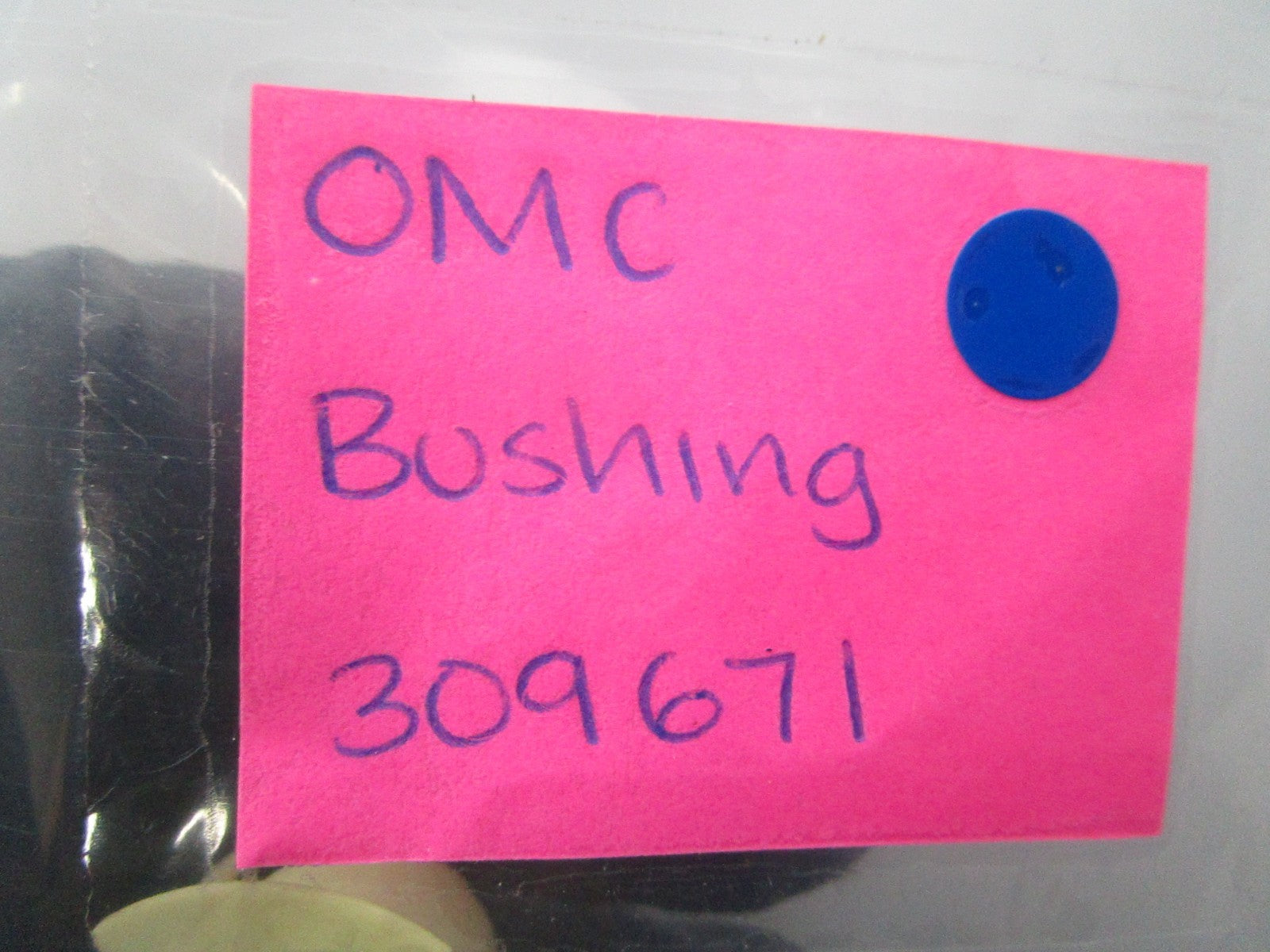 NEW OEM 309671 0309671 OMC Johnson Evinrude Bushing 0810