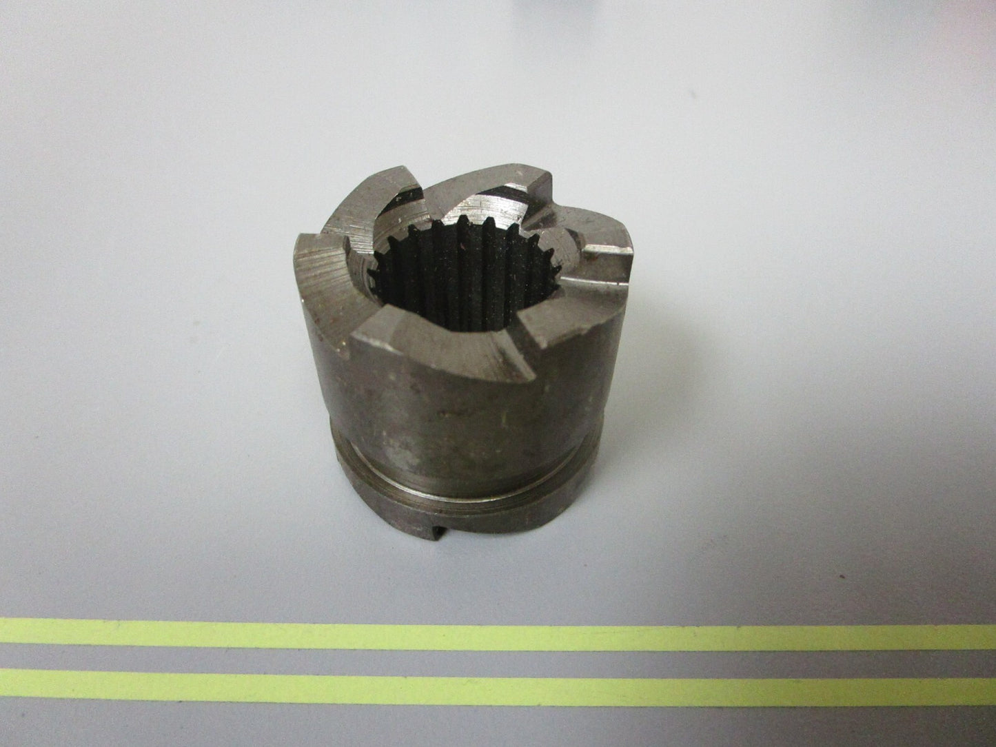 *NEW OEM* 0810 Mercury Quicksilver Clutch Dog 52-92911T