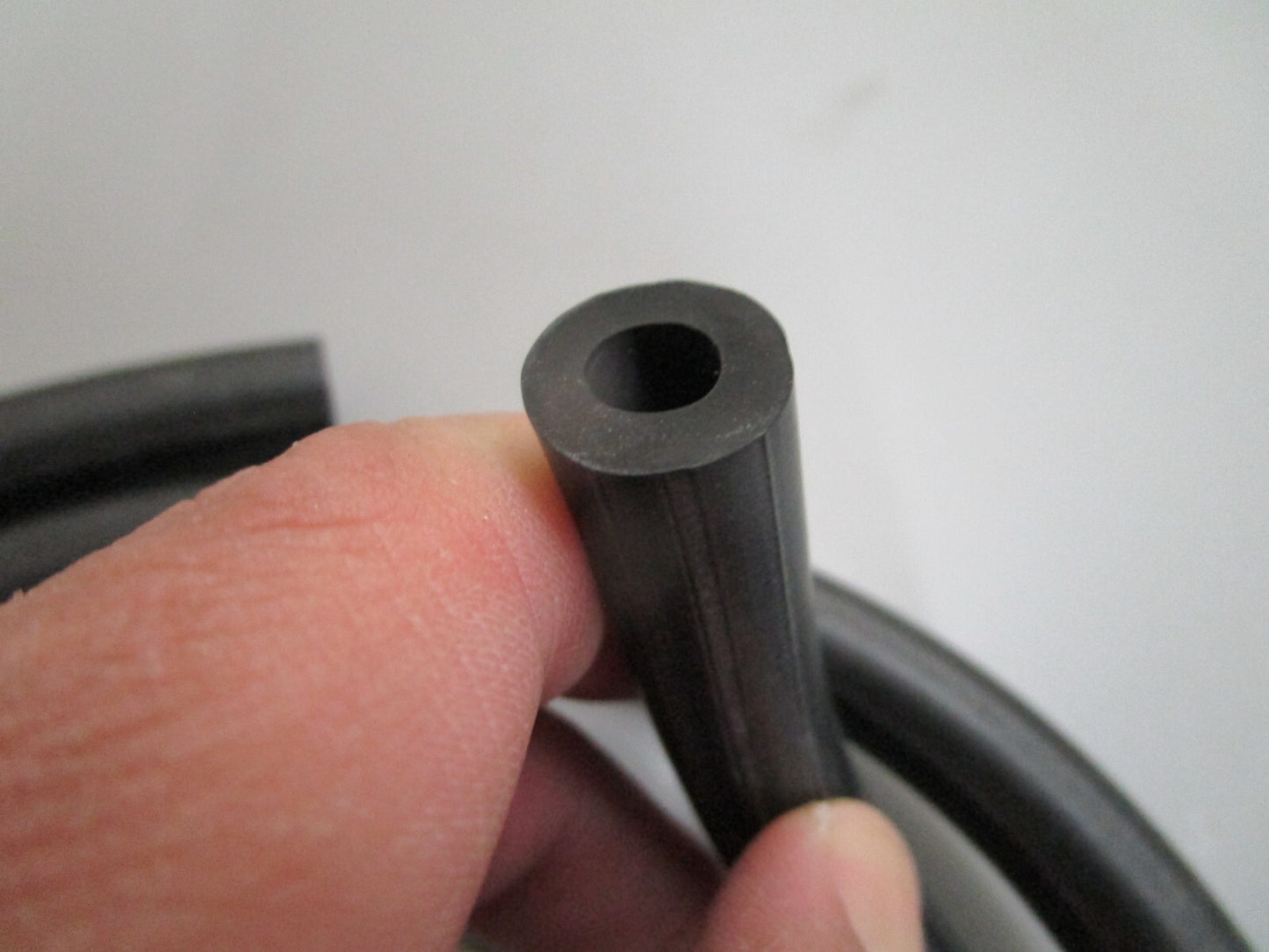 *NEW OEM* 0820 OMC Johnson Evinrude Hose 303617 0303617