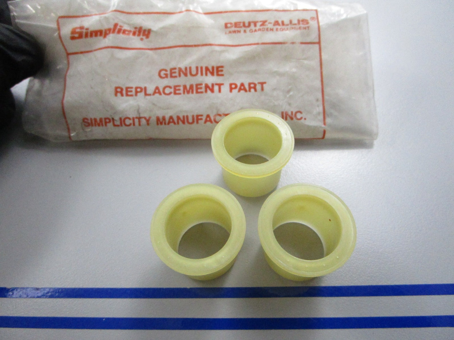 *NEW OEM* (LOT OF 3) 0810 Simplicity Bushing 1663114