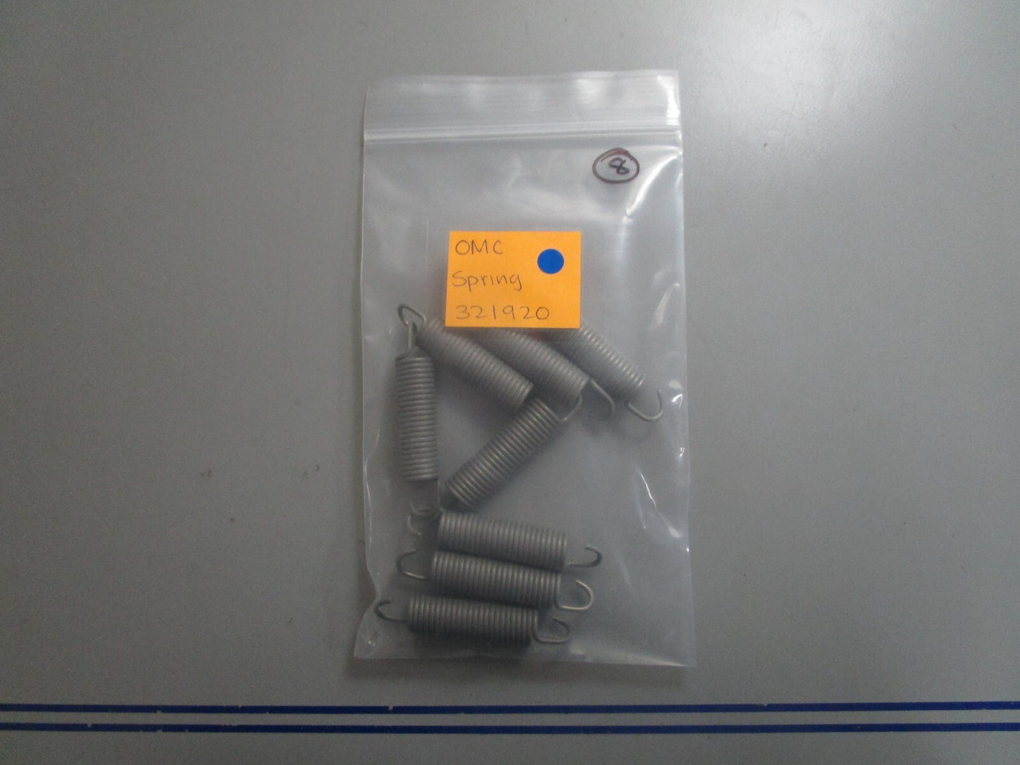 *NEW OEM* 0810 OMC Johnson Evinrude Spring 321920 0321920