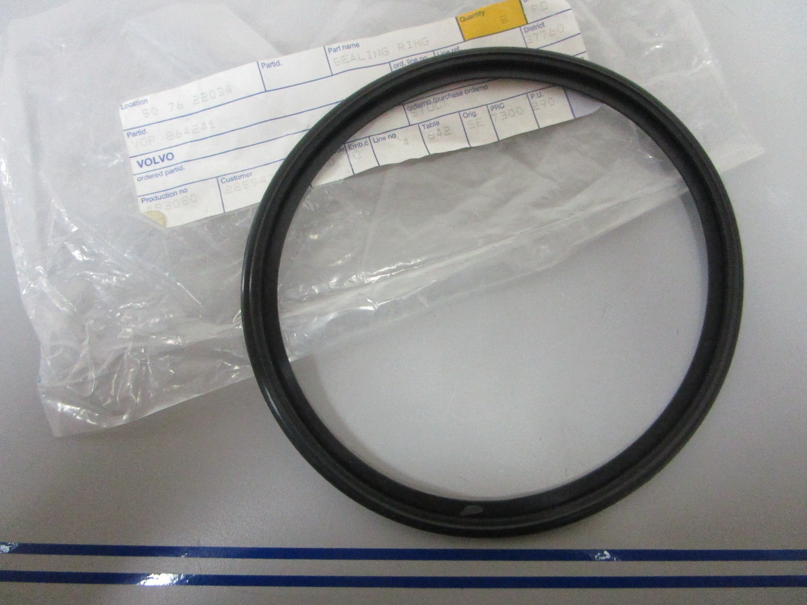 *NEW OEM* 0720 Volvo Penta Seal Ring 864241