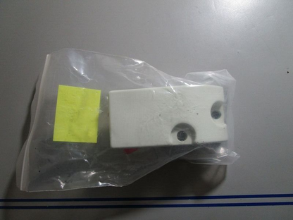 *NEW OEM* 0770 Suzuki STBD Lower Mount Cover 54211-93910-Z11