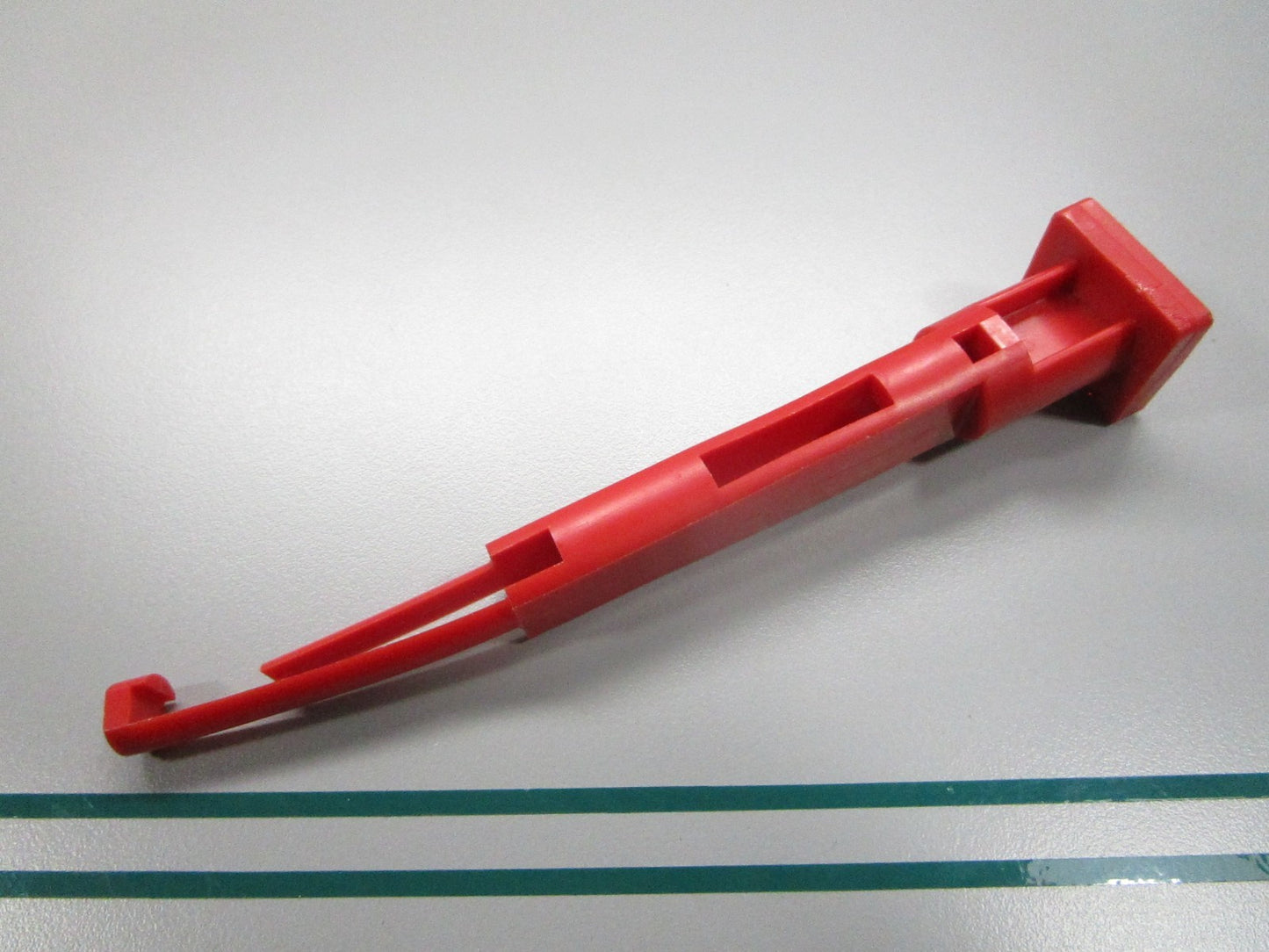 NEW OEM 76464 Mercury Quicksilver Release Hook Rod 0810