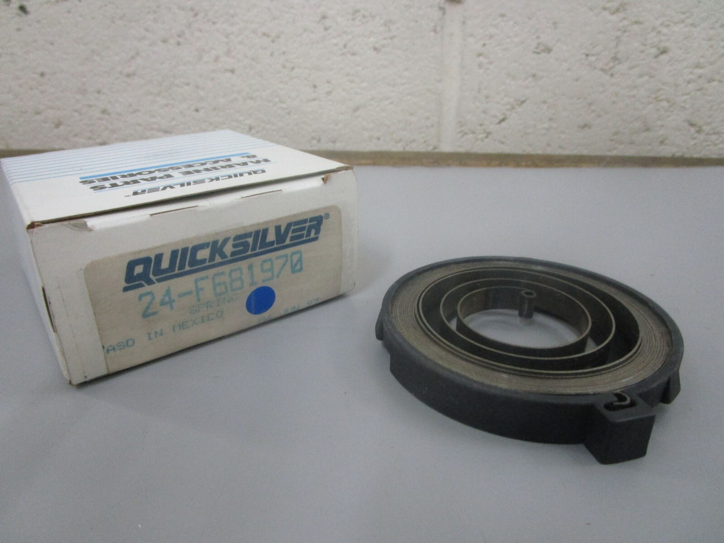 *NEW OEM* 0770 Mercury Quicksilver Spring 24-F681970