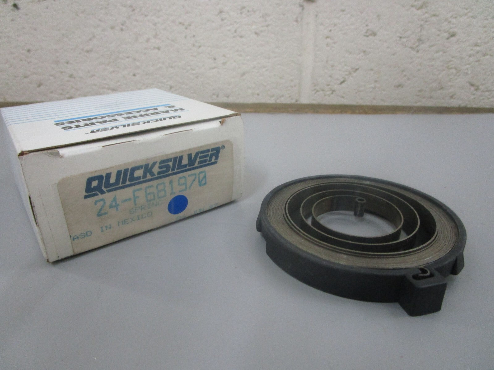 *NEW OEM* 0770 Mercury Quicksilver Spring 24-F681970