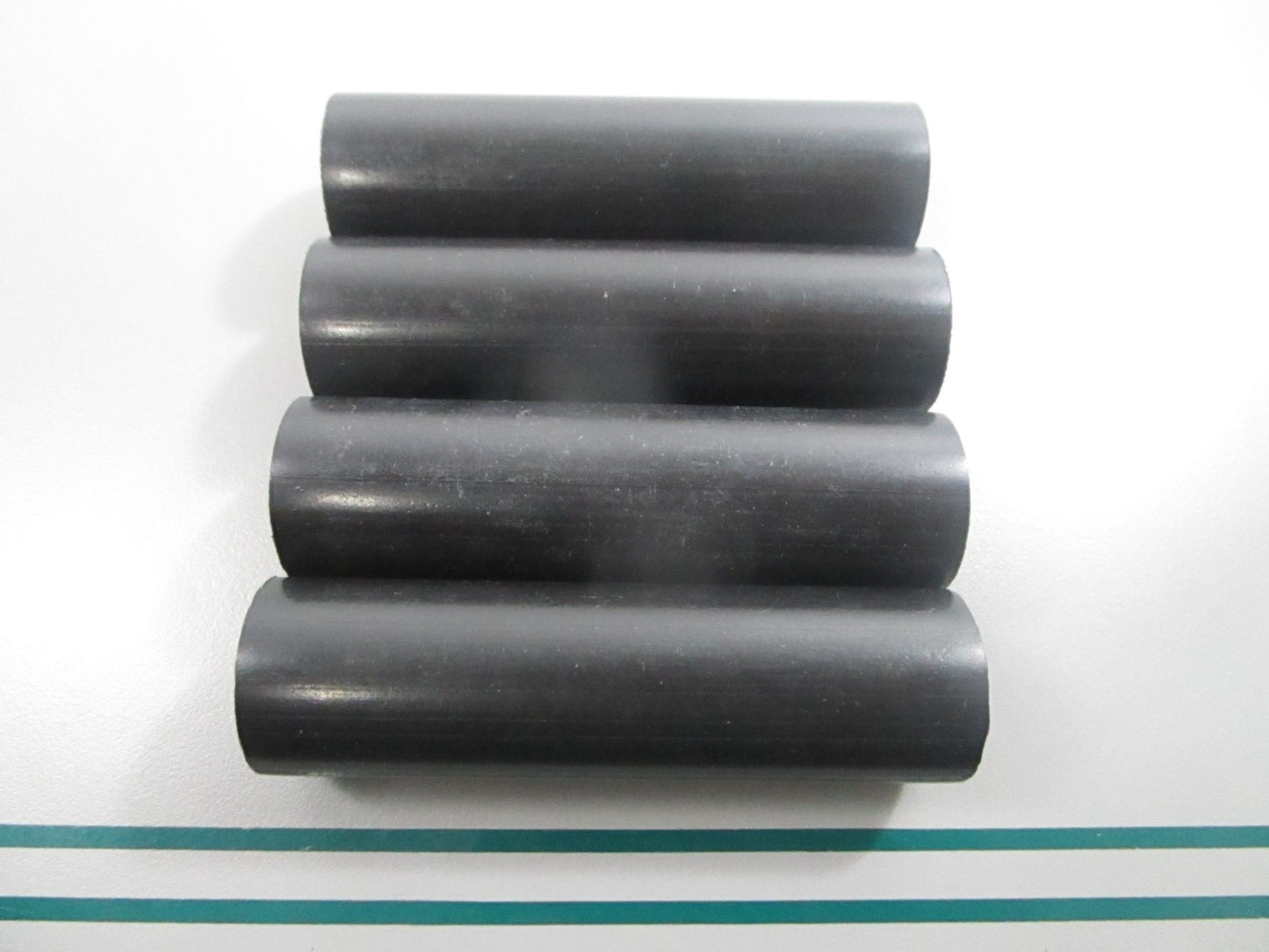 NEW (LOT OF 4) 572102400 Ski-Doo Plastic Spacer 0810