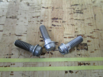 *NEW OEM* (LOT OF 3) 0720 OMC Johnson Evinrude Screw 304071 0304071