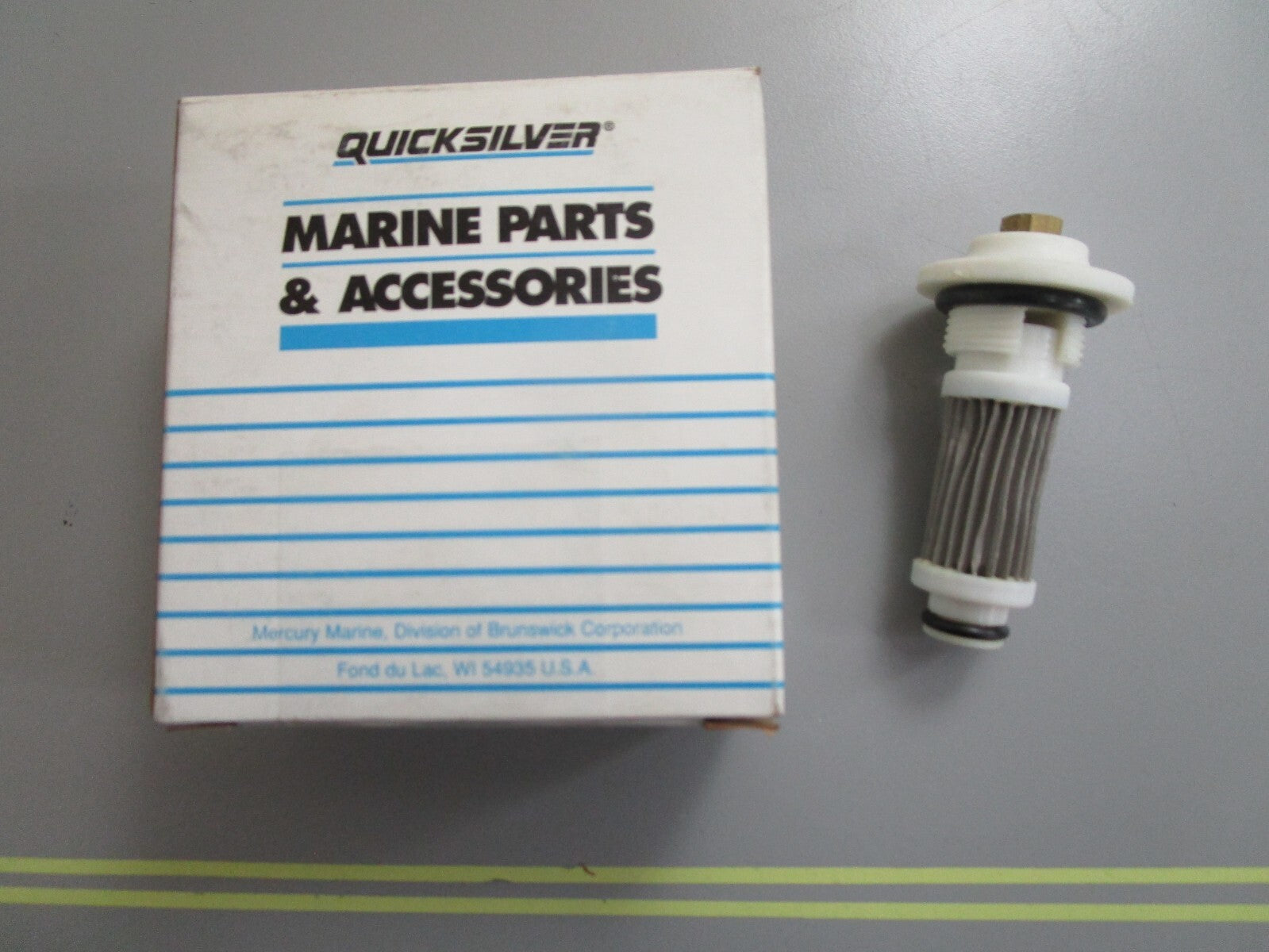 *NEW OEM* 0820 Mercury Quicksilver Oil Cleaner 825467T1