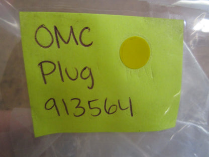 *NEW OEM* (LOT OF 2) 0750 OMC Johnson Evinrude PLUG 913564 0913564