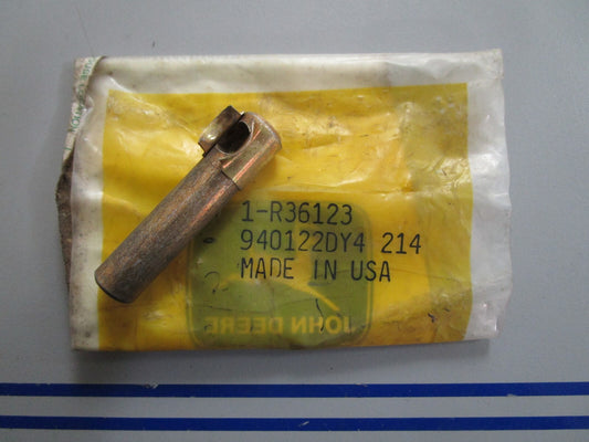 *NEW OEM* 0820 John Deere Ball Joint R36123