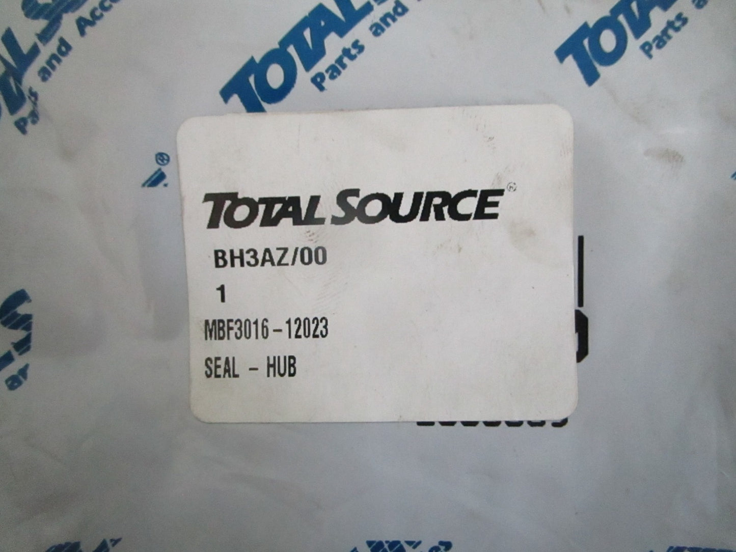 NEW MBF3016-12023 Total Source Hub Seal For: Mitsubishi 0820