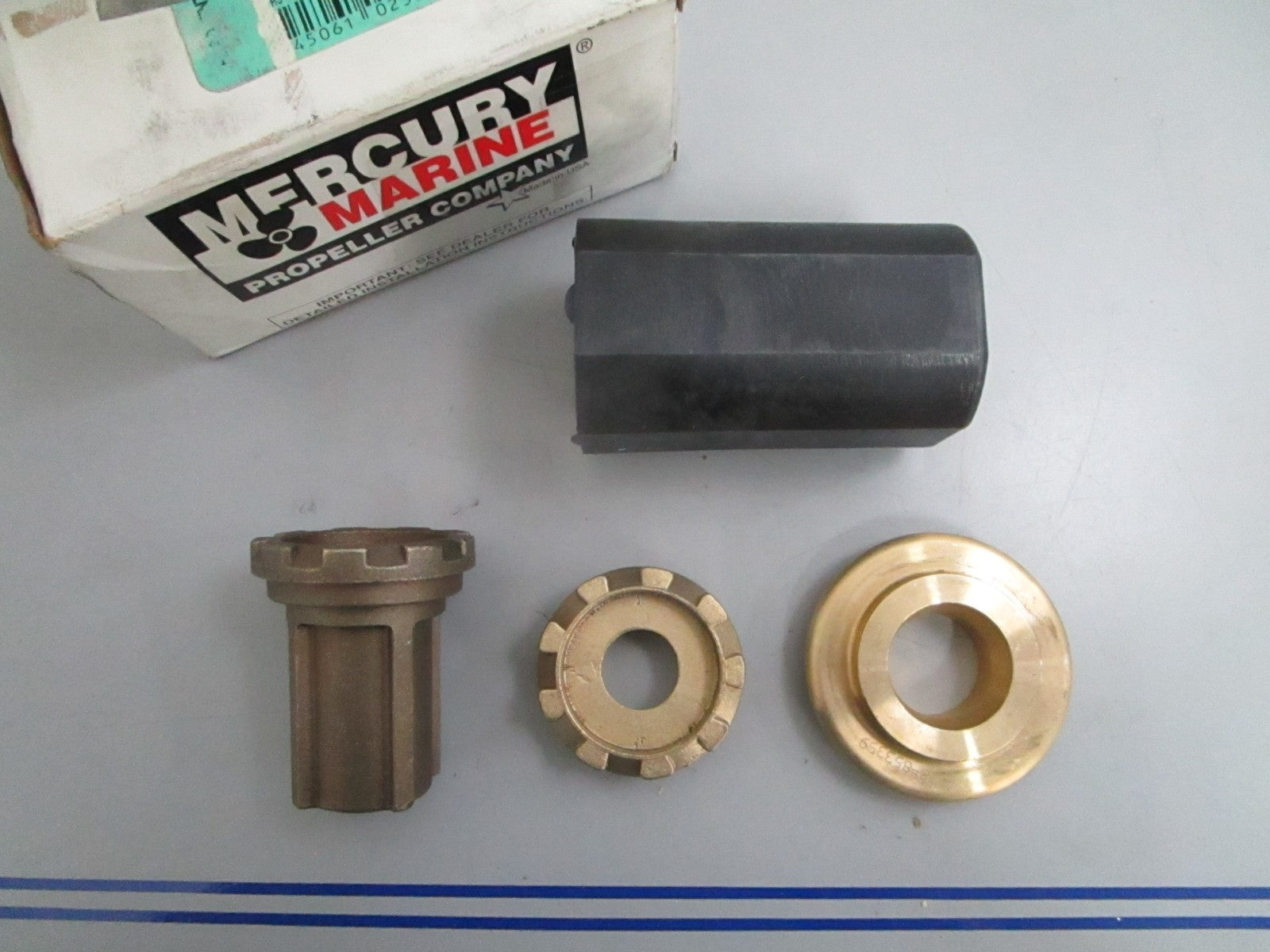 *NEW OEM* 0820 Mercury Flo-Torq II Assy Kit 835281A1